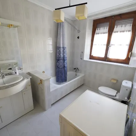 Casa Puri - Acogedora Casa Con Parking Y Patio Interior